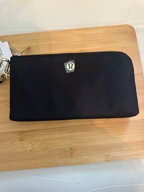 lululemon athletica Black Wristlet Clutch